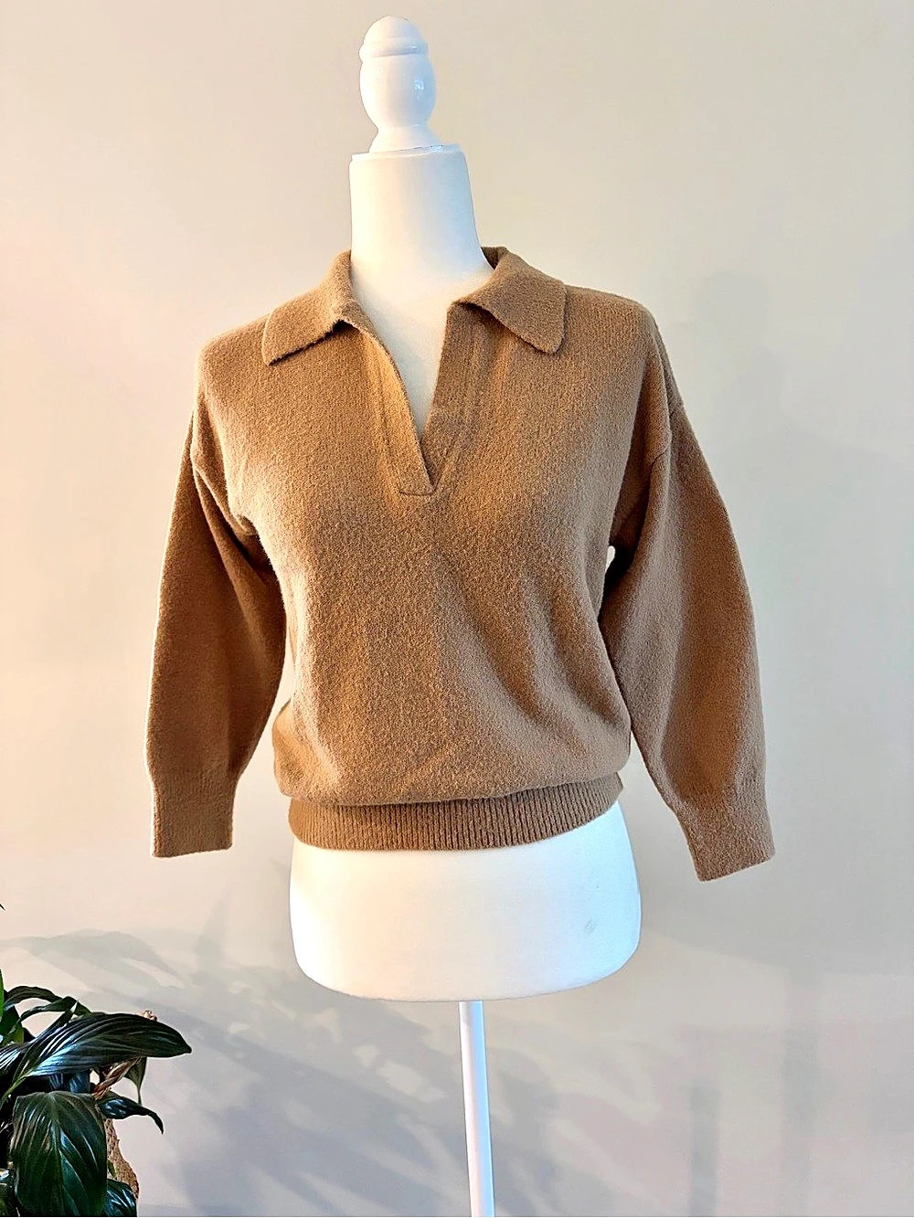NWT Ann Taylor Johnny Collar V-Neck Knit Sweater Brown XSP